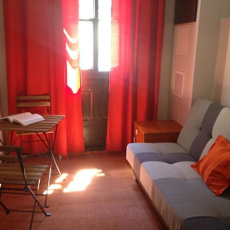 Frolic Goats Hostel พอซนาน ภายนอก รูปภาพ